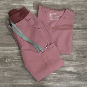 Figs Women's Mineral Mauve scrub set (xxs)